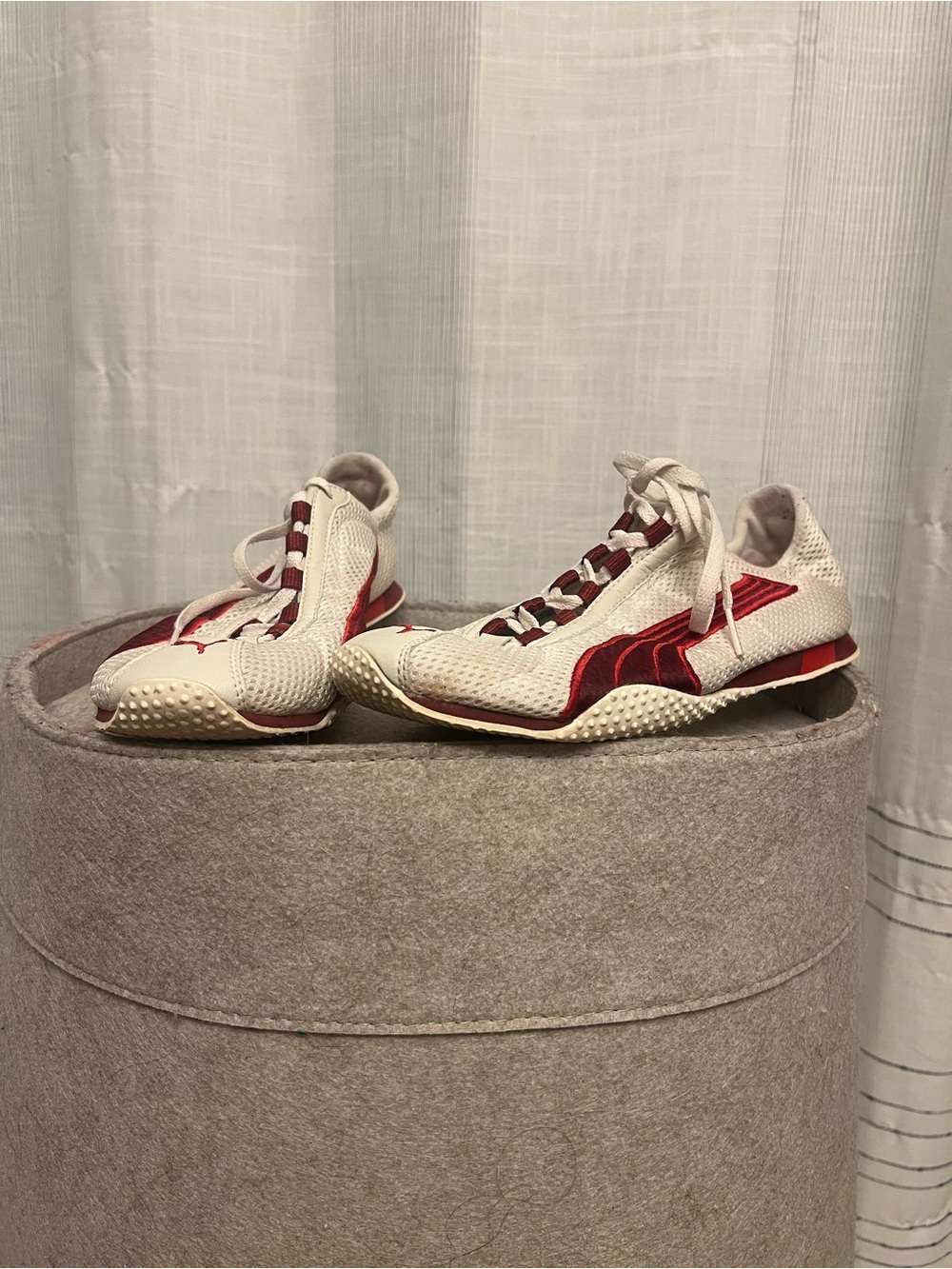 PUMA RARE vintage Y2K H-Street OG Mesh Sneakers in red and white color-way!